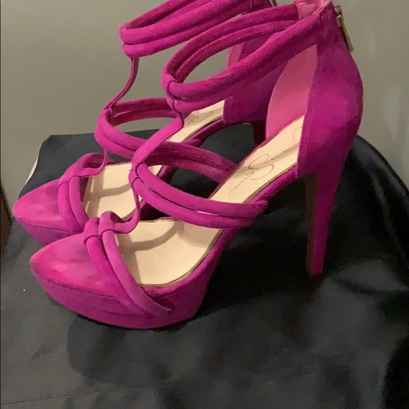 Hot pink suede stilettos - Picture 2 of 3